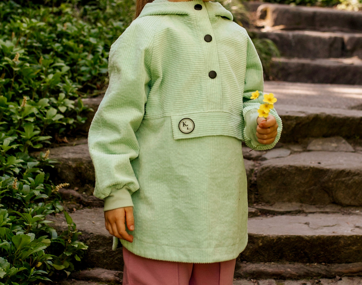 Übergangsjacke mit Kapuze aus Feincord – Mint
