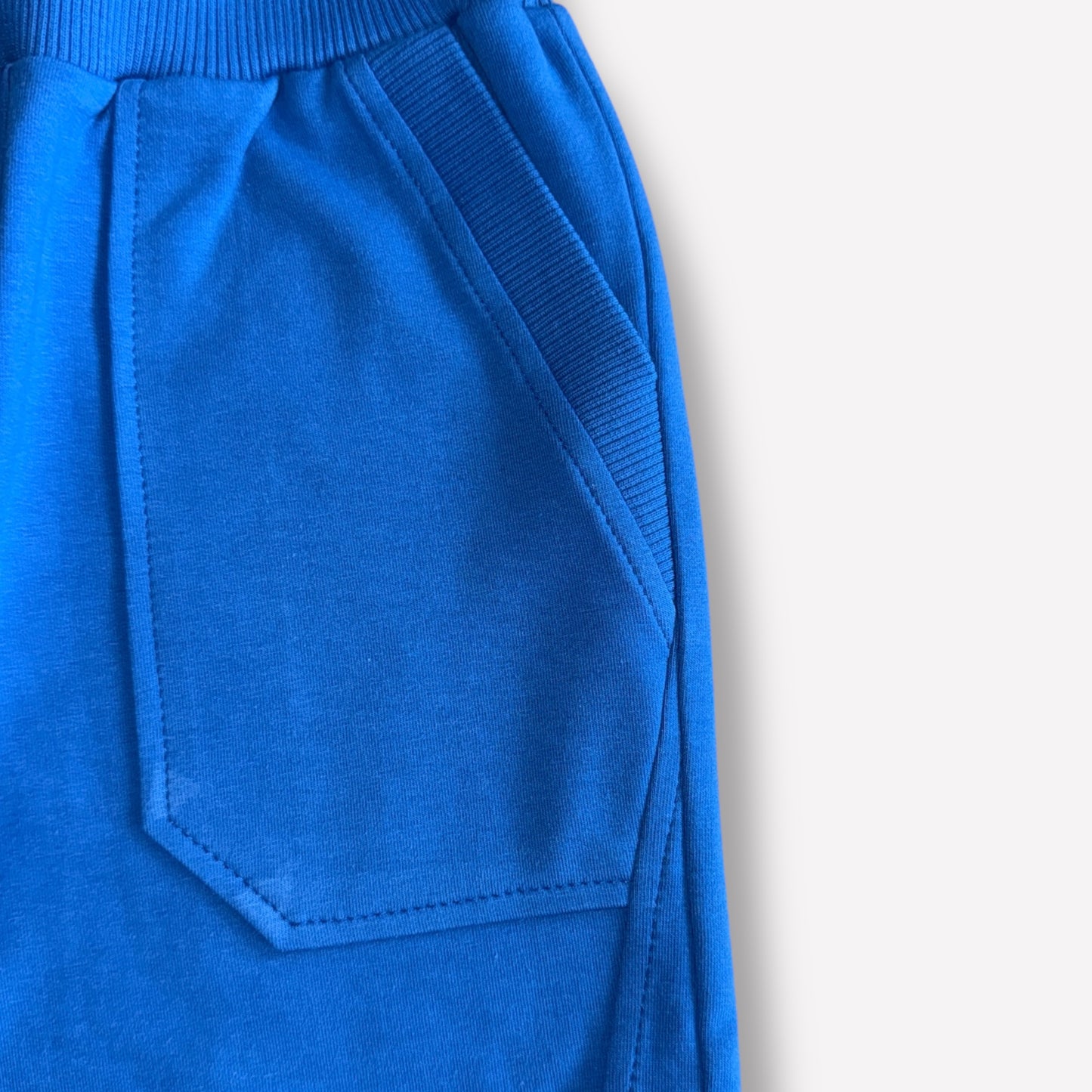 Jungen Jogginghose French Terry in Blau, atmungsaktiv & handgemacht in Berlin