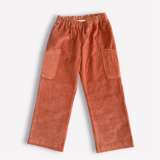 Cordhose mit Taschen – Ziegelrot