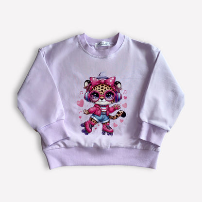Mädchen Sweatshirt in Flieder mit Leoparden-Print, handgemacht in Berlin aus French Terry